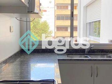 Departamento en venta Macrocentro Salta, 2 dormitorios, con cochera