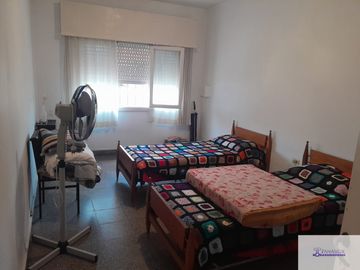 Casa en venta de 2 dormitorios c/ cochera en 9 de Julio