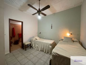 Casa en venta de 2 dormitorios c/ cochera en 9 de Julio