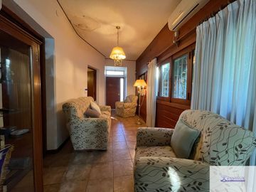 Casa en venta de 2 dormitorios c/ cochera en 9 de Julio