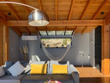 FINA PATAGONIA. Casa en venta de 2 dormitorios c/ cochera en San Martin de los Andes