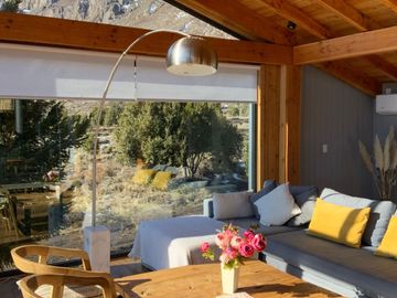FINA PATAGONIA. Casa en venta de 2 dormitorios c/ cochera en San Martin de los Andes