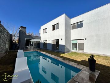 Casa en venta - Barrio Privado Vistapueblo