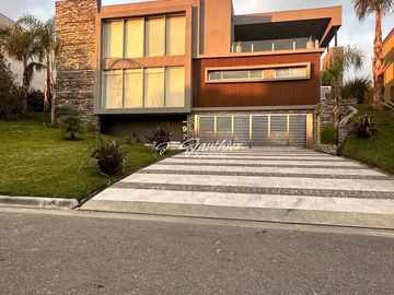 Casa en venta en La Reserva Cardales, Sofitel 3 plantas LUJO MODERNIDAD ESTILO