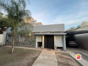 Talar de Mendiolaza Casa en venta de 3 dormitorios c/ cochera