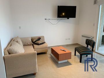Departamento en venta de 2 dormitorios c/ cochera en Monte Hermoso