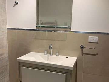 Departamento en venta de 2 dormitorios c/ cochera en Monte Hermoso