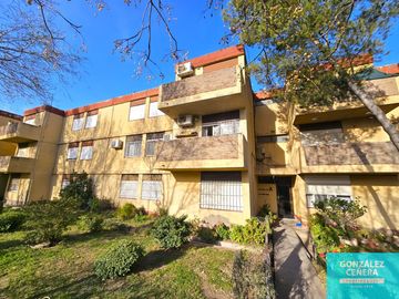 Departamento en venta de 3 dormitorios en Rosendo López