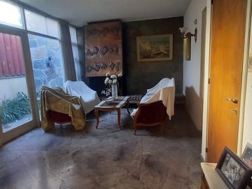 Casa en venta de 3 dormitorios c/ cochera en 5.ª Sección Residencial Sur