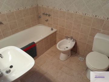 Casa en venta de 3 dormitorios c/ cochera en 9 de Julio
