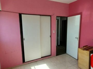 Departamento en venta de 3 dormitorios en Parque Patricios