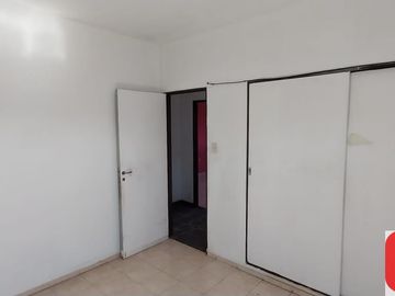 Departamento en venta de 3 dormitorios en Parque Patricios