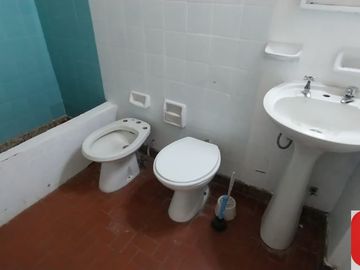 Departamento en venta de 3 dormitorios en Parque Patricios