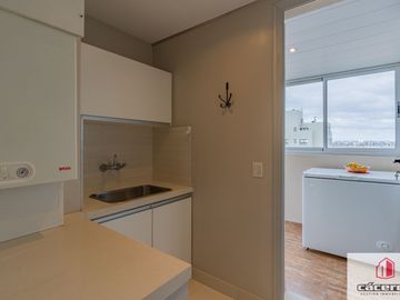 Departamento en venta de 2 dormitorios c/ cochera en Parque Luro