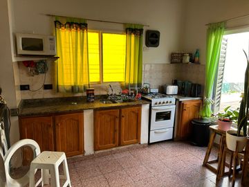 CASA, LOCAL Y GALPON - ENTRE RIOS 1667