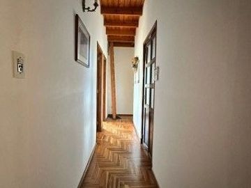 Chalet en venta de 3 dormitorios c/ cochera en Barrio La Florida