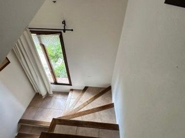 Chalet en venta de 3 dormitorios c/ cochera en Barrio La Florida