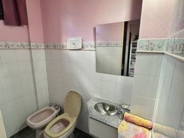 Chalet en venta de 3 dormitorios c/ cochera en Barrio La Florida
