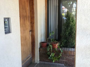 Casa en venta de 4 dormitorios c/ cochera en Villa Nueva