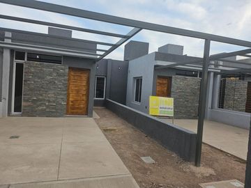 Casa en venta de 2 dormitorios c/ cochera en Jesús Nazareno