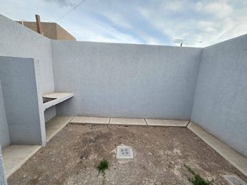 Casa en venta de 2 dormitorios c/ cochera en Jesús Nazareno
