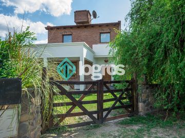 Casa en venta  en Barrio Privado Los Olmos - Salta