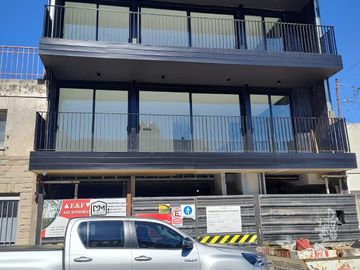 Departamento en venta de 2 dormitorios c/ cochera en Naposta