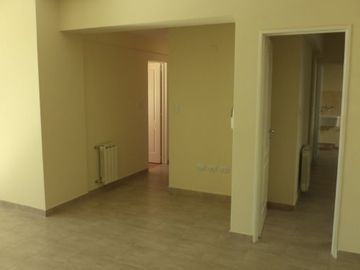 Departamento en venta de 2 dormitorios c/ cochera en Centro