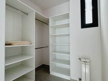 Departamento en venta de 2 dormitorios c/ cochera en Centro