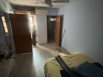 Inmueble 10 x 40 con 3 departamentos y local comercial. José Maria Paz 1435