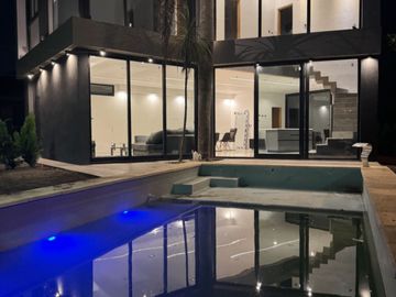 Casa a estrenar en alquiler temporario en El Sosiego Canning