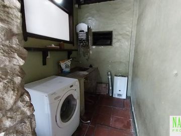 Chalet con dependencia en venta en Sierra de los Padres - 2 lotes