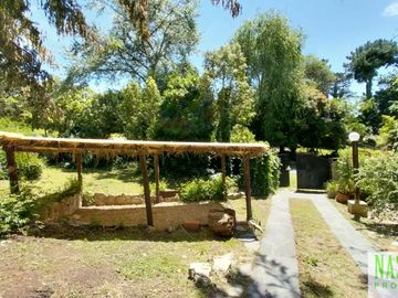 Chalet con dependencia en venta en Sierra de los Padres - 2 lotes