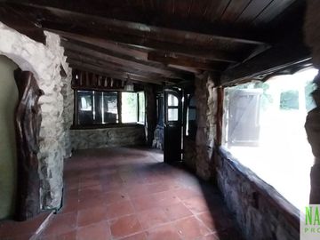 Chalet con dependencia en venta en Sierra de los Padres - 2 lotes