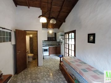 Chalet con dependencia en venta en Sierra de los Padres - 2 lotes