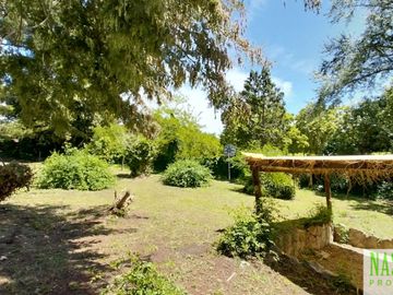 Chalet con dependencia en venta en Sierra de los Padres - 2 lotes
