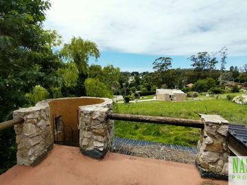 Chalet con dependencia en venta en Sierra de los Padres - 2 lotes