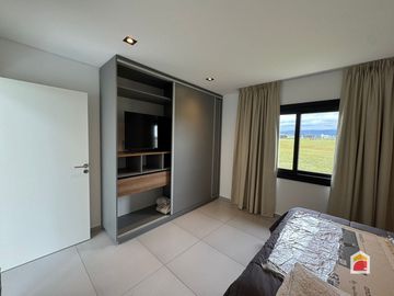 Puerto del Águila, Casa en venta de 2 dormitorios c/cochera en Potrero de Garay