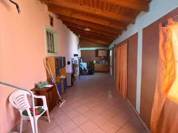 Casa en venta de 1 dormitorio c/ cochera en 9 de Noviembre