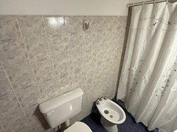 Casa en venta de 1 dormitorio c/ cochera en 9 de Noviembre