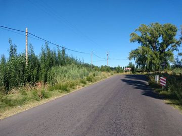 Terreno / Lote en venta de 1023m2 ubicado en Constanzo y Toledano en San Rafael