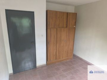 Departamento en venta de 2 dormitorios c/ cochera en Godoy Cruz