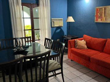 Casa Venta 4 dormitorios c/cochera B. FEPUT (300 mts de Av. America) S.M. de Tuc