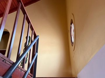 Casa Venta 4 dormitorios c/cochera B. FEPUT (300 mts de Av. America) S.M. de Tuc