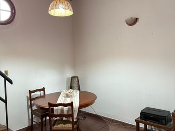 Casa Venta 4 dormitorios c/cochera B. FEPUT (300 mts de Av. America) S.M. de Tuc
