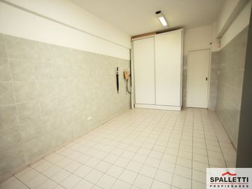 Dúplex en venta de 4 dormitorios c/ cochera en Ramos Mejía