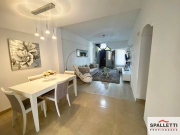 Dúplex en venta de 4 dormitorios c/ cochera en Ramos Mejía