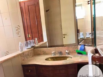 Casa en venta de 2 dormitorios c/ cochera en Universitario