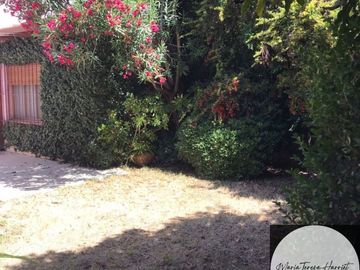 Casa en venta de 2 dormitorios c/ cochera en Universitario