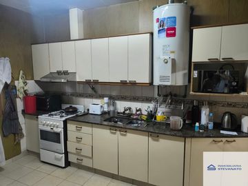 Casa en venta de 6 dormitorios c/ cochera en Las Tortugas
